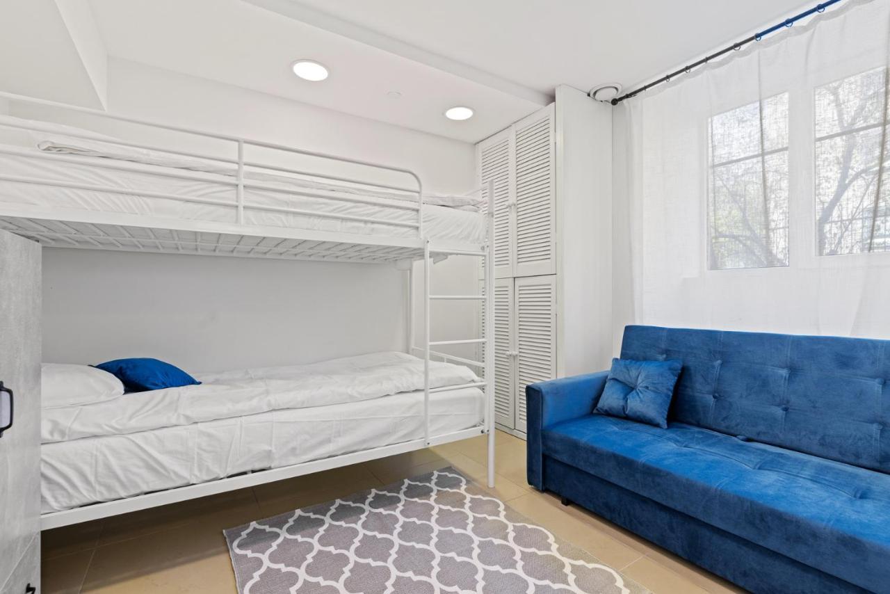 Sirena Apartment - Self Check-In And Free Parking Tallinn Buitenkant foto