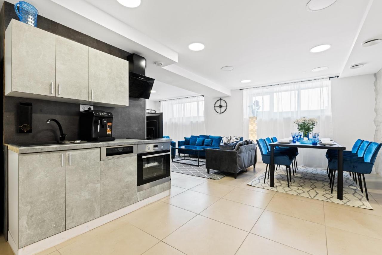 Sirena Apartment - Self Check-In And Free Parking Tallinn Buitenkant foto